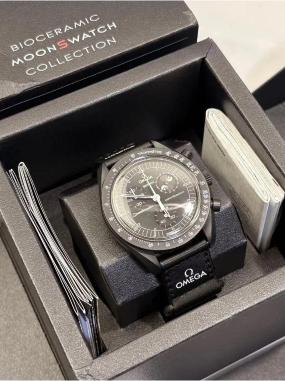 OMEGA x Swatch MISSION TO THE MOONPHASE NEW MOON – Black Bioceramic Snoopy Watch